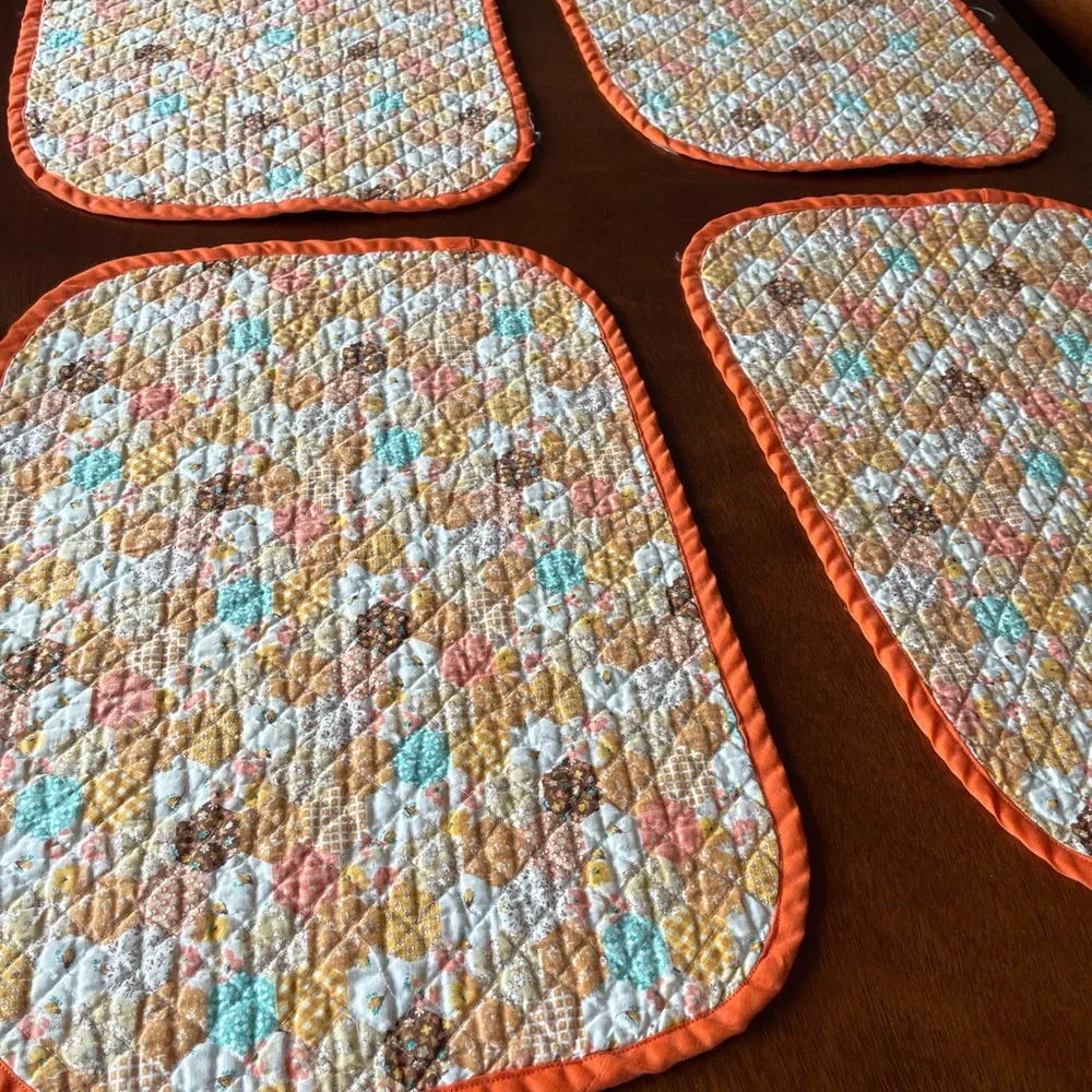 Vintage Quilted Placemats Patchwork Pattern with Rounded Corners Set of 6 Orange
